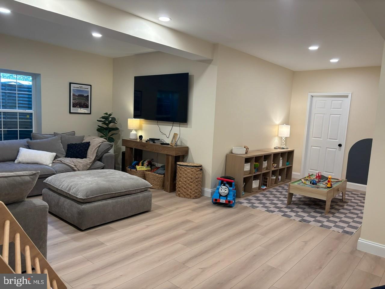 RIVERDALE ON THE MAGOTHY - Residential Lease