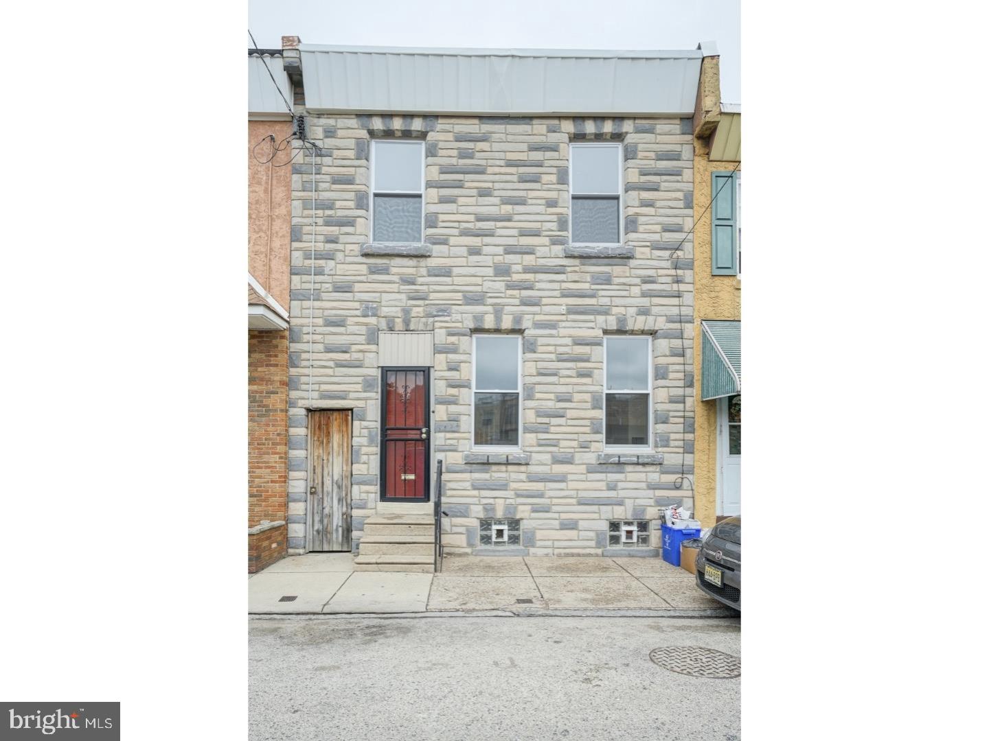 PORT RICHMOND - Residential Lease