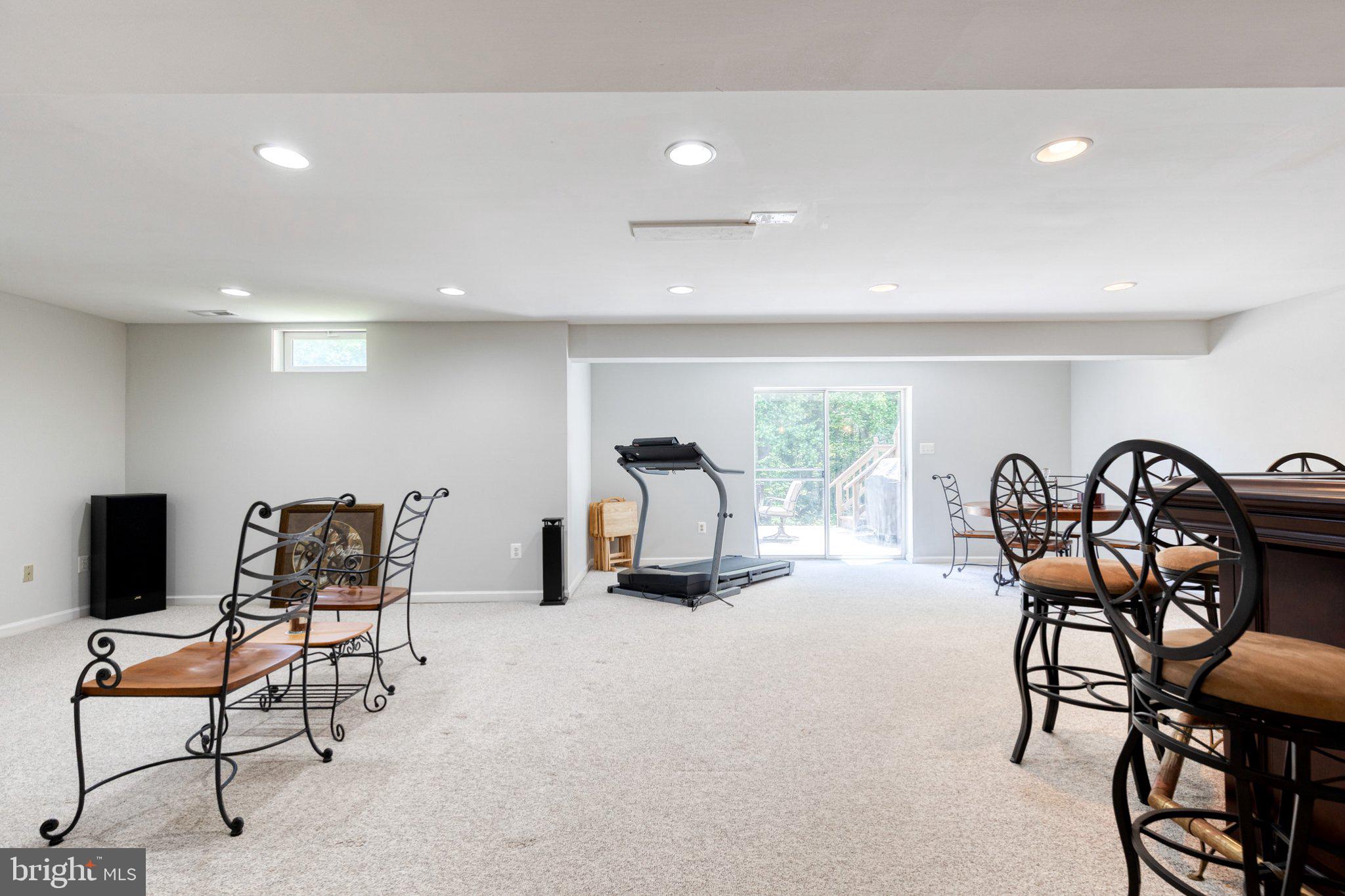 WINTER OAKS - Residential