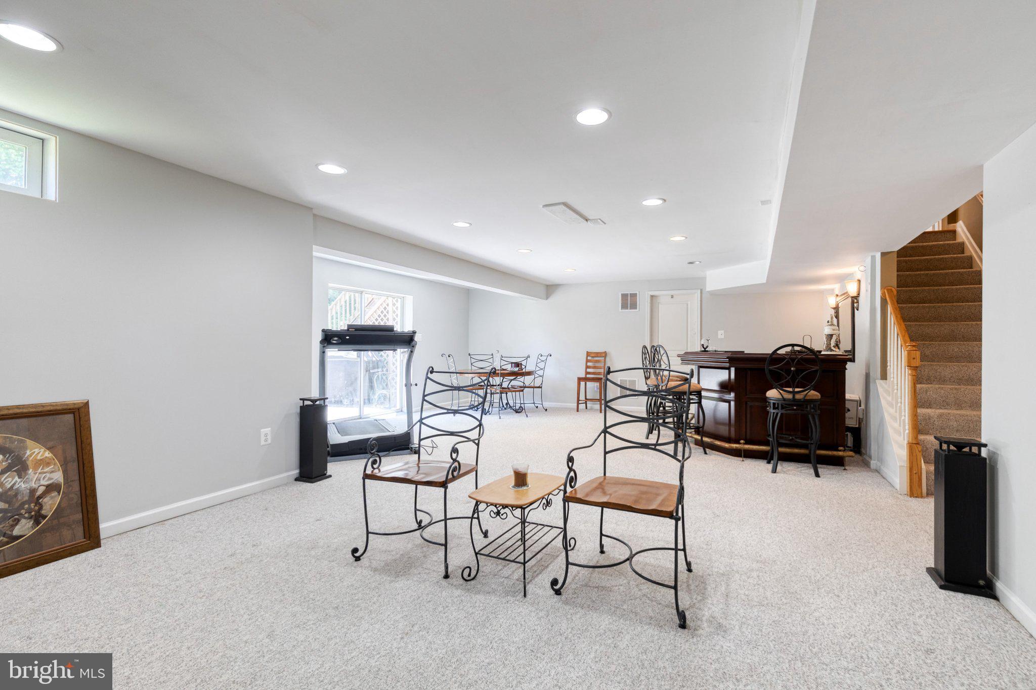 WINTER OAKS - Residential