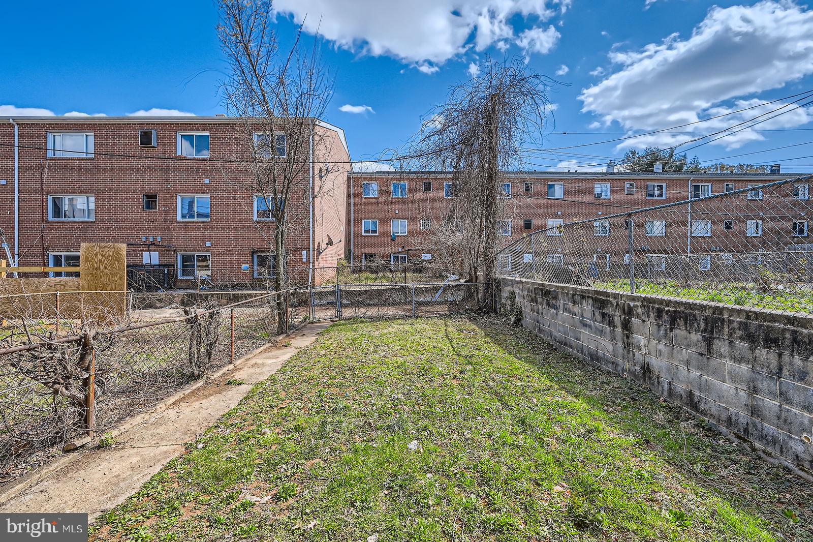 PIMLICO - Residential