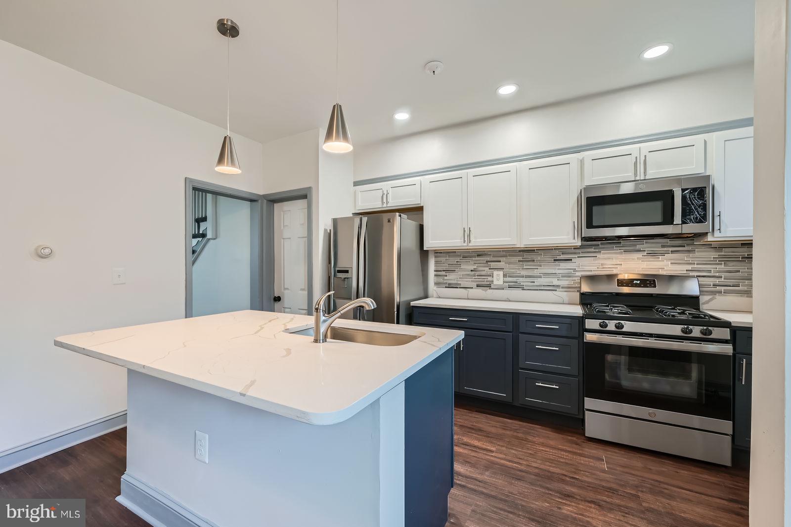 PIMLICO - Residential