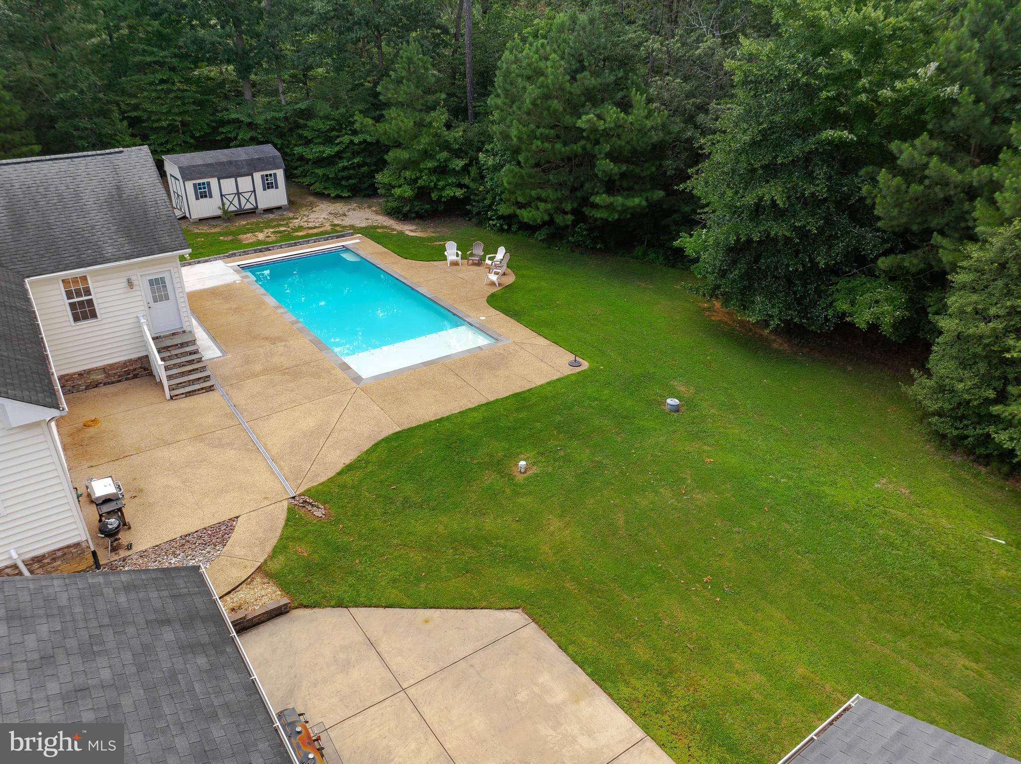 LITTLE HOLLY - Residential