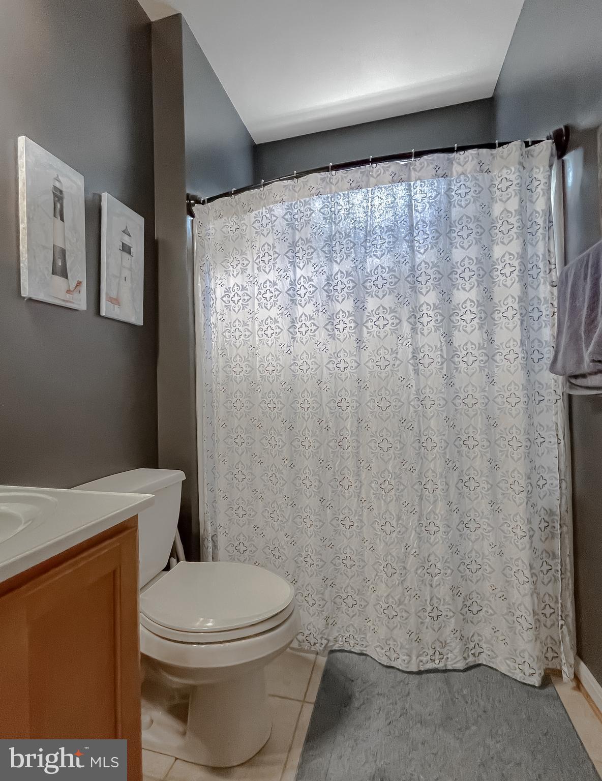 LITTLE HOLLY - Residential