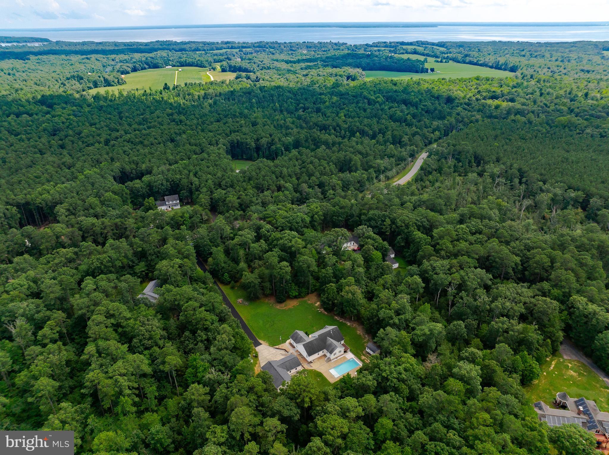 LITTLE HOLLY - Residential