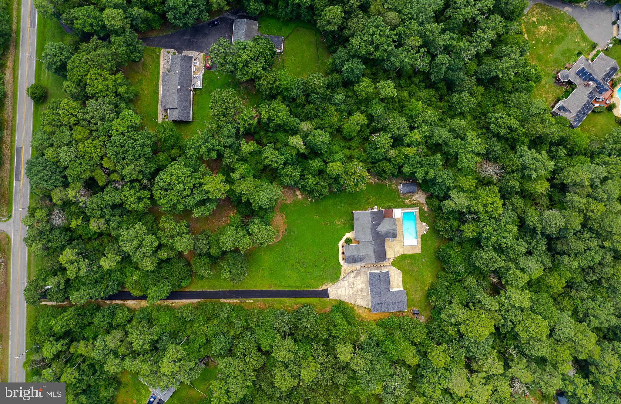 LITTLE HOLLY - Residential