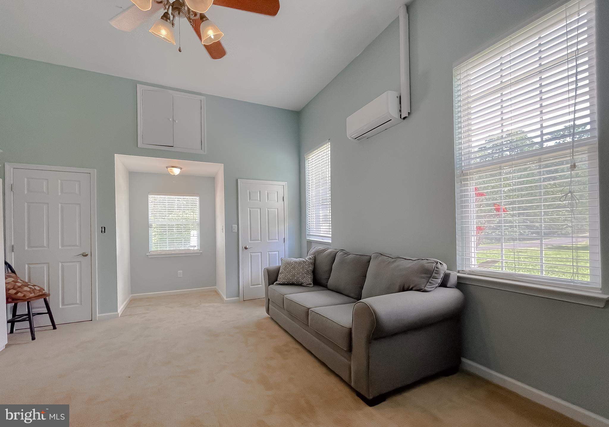 LITTLE HOLLY - Residential