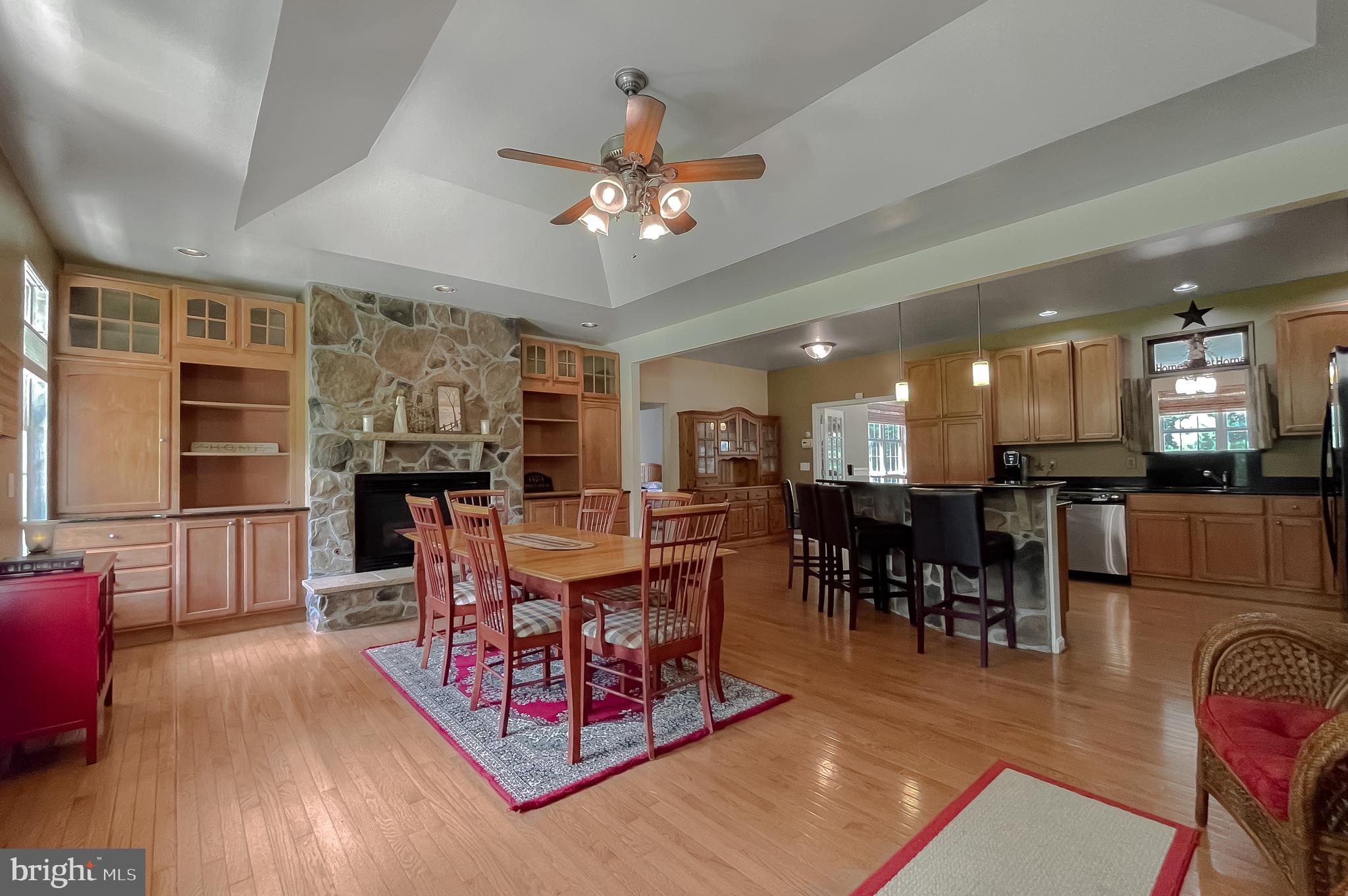 LITTLE HOLLY - Residential