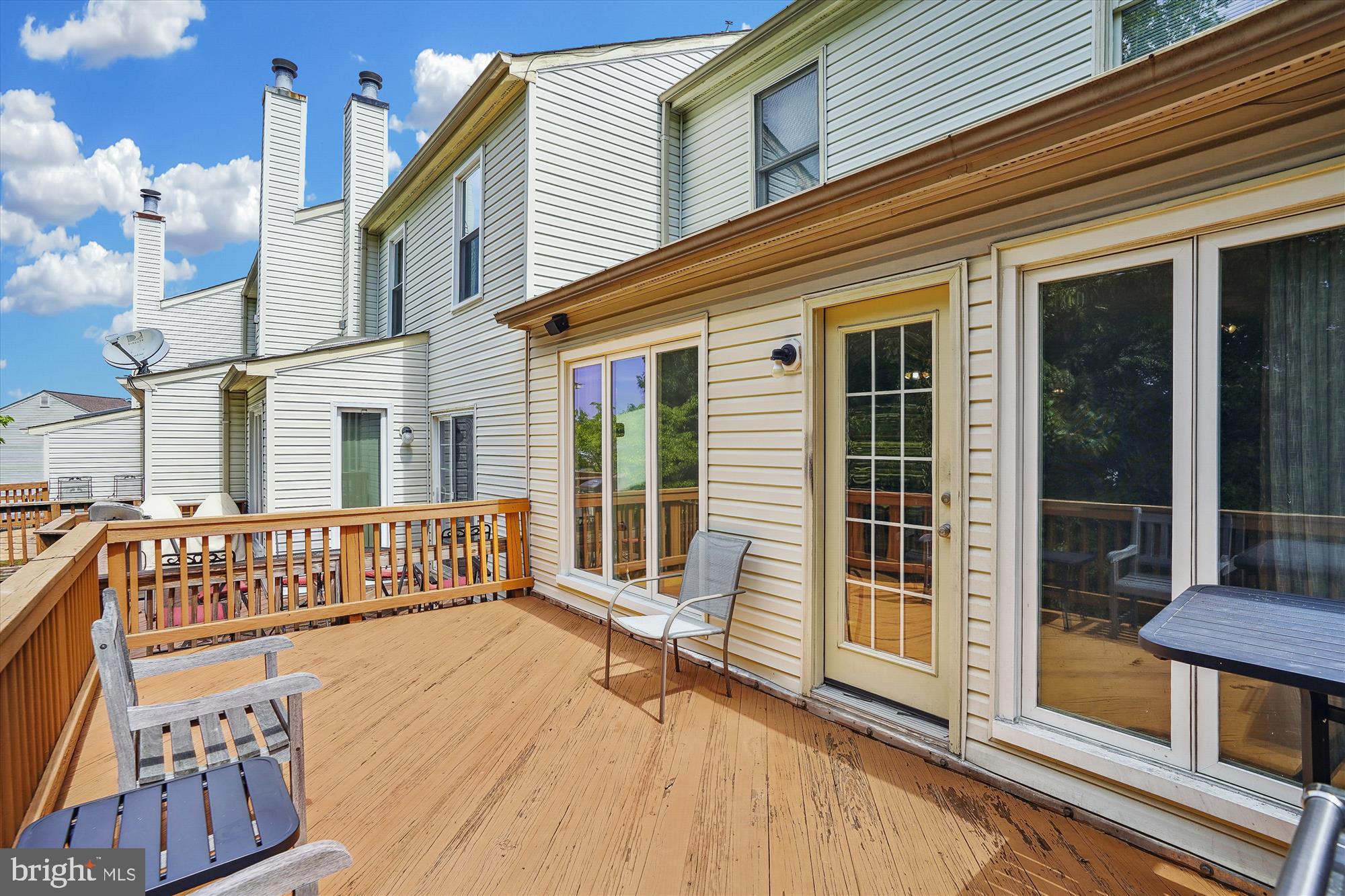 RIVER OAKS - Residential