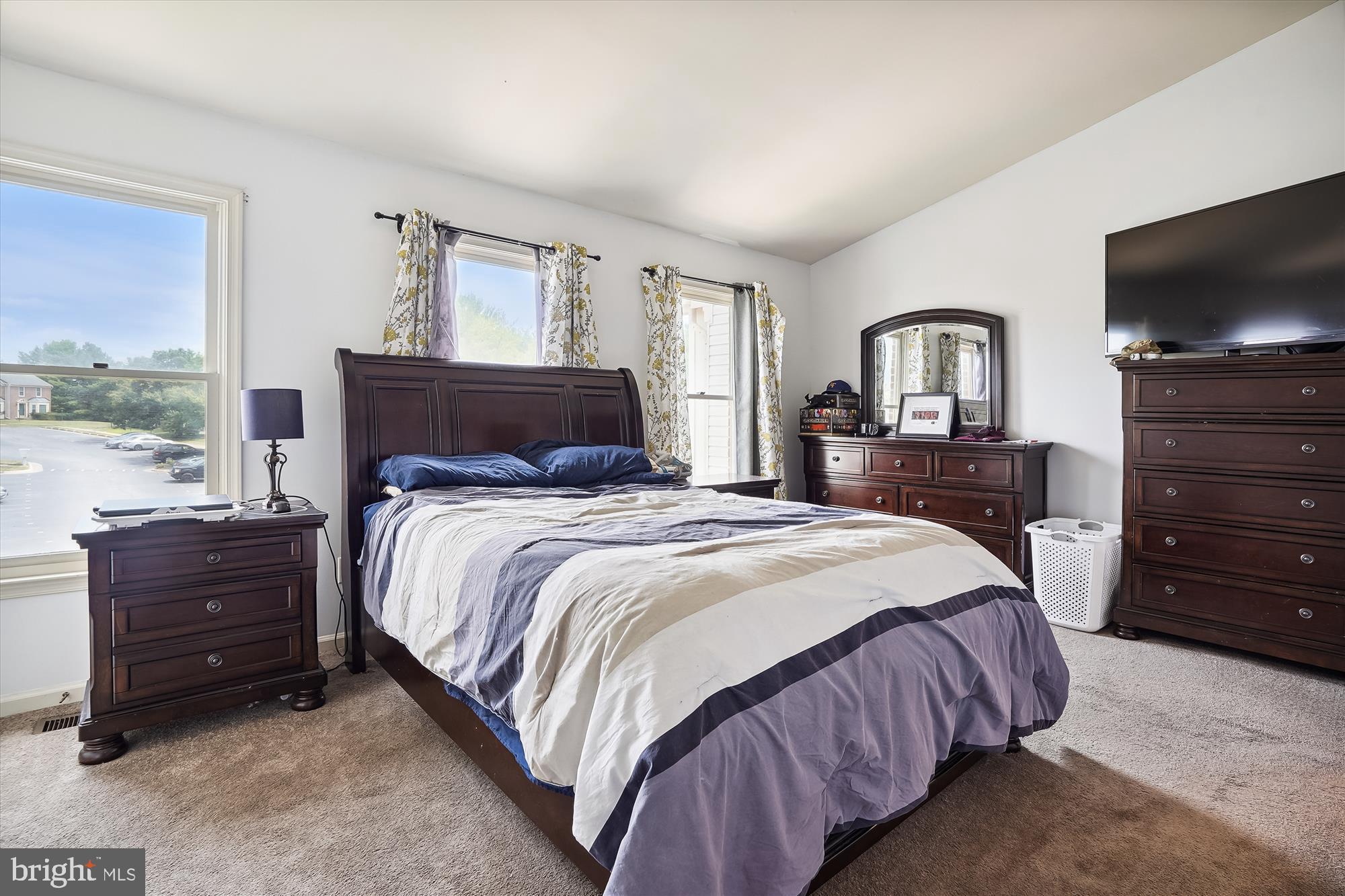 RIVER OAKS - Residential