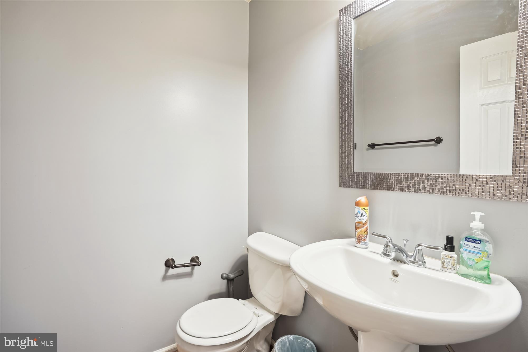 RIVER OAKS - Residential