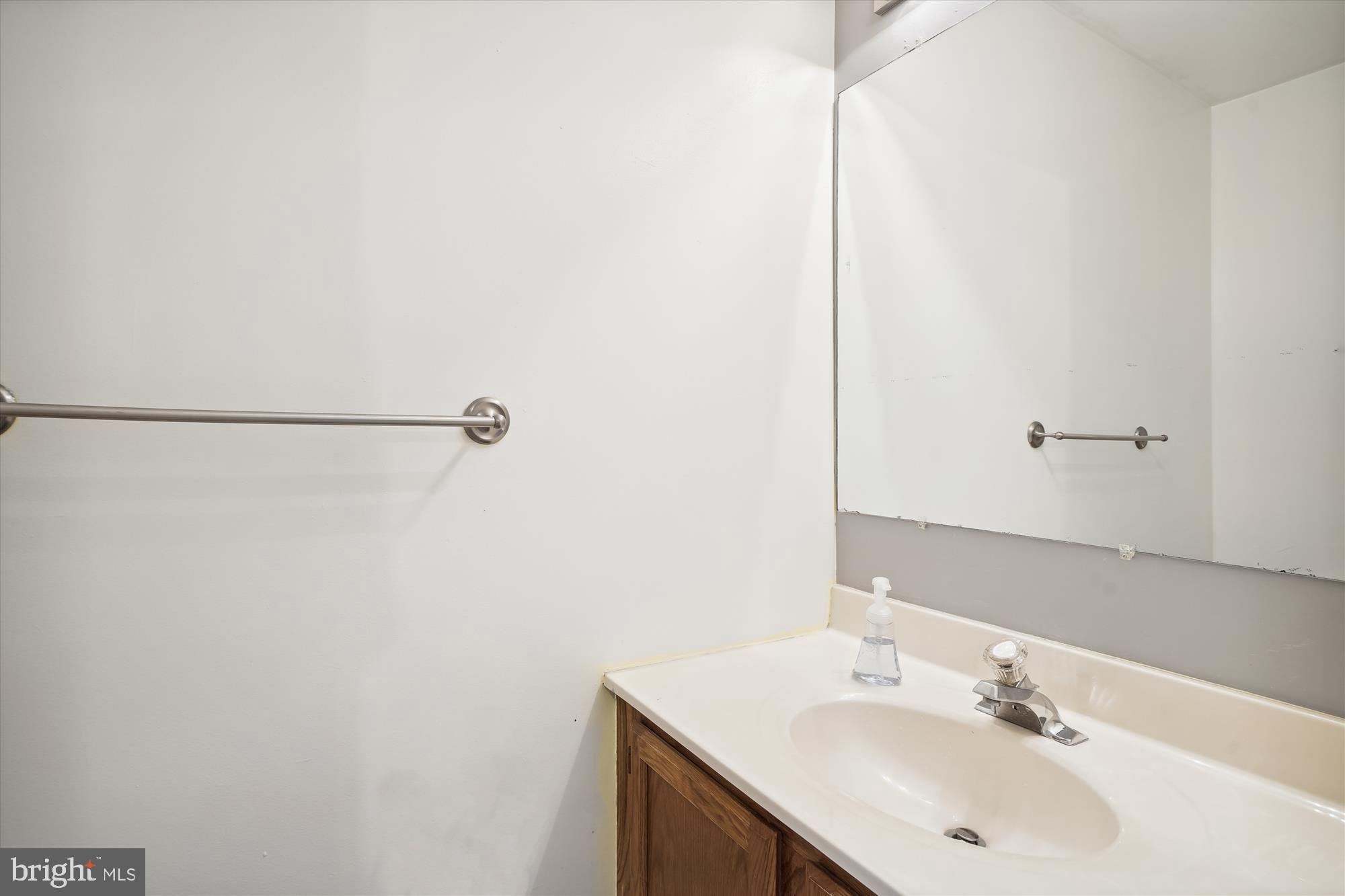 RIVER OAKS - Residential