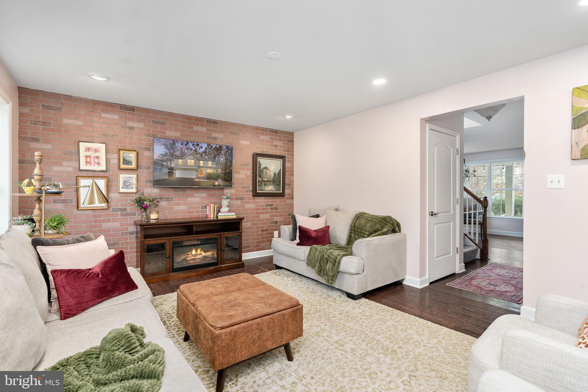 CLASSIC SHORES - Residential