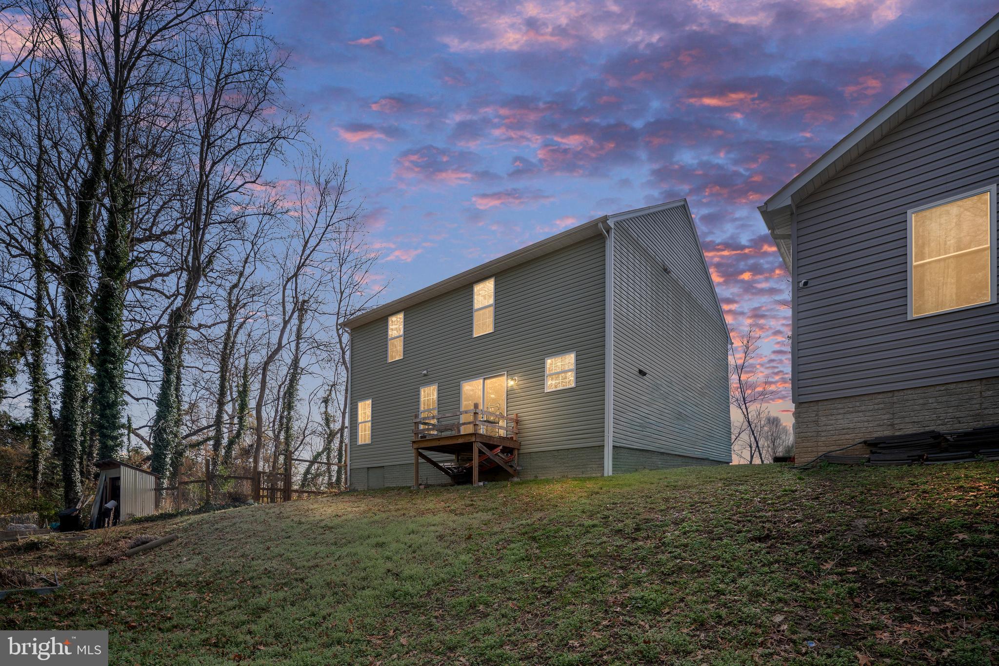 CLASSIC SHORES - Residential