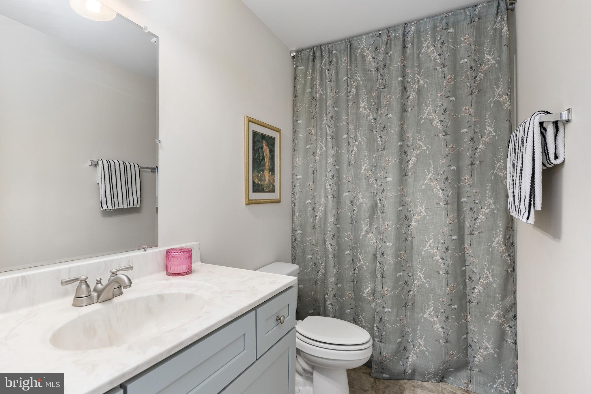 CLASSIC SHORES - Residential