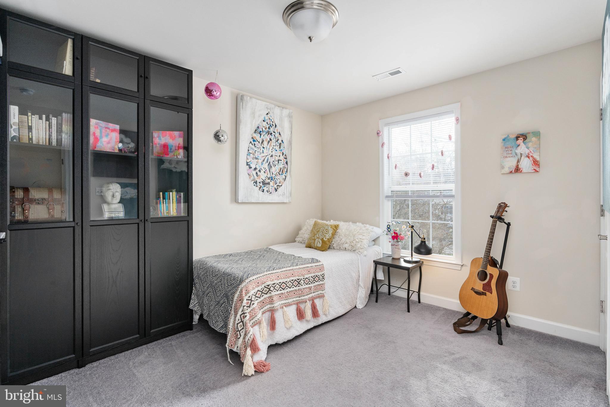 CLASSIC SHORES - Residential