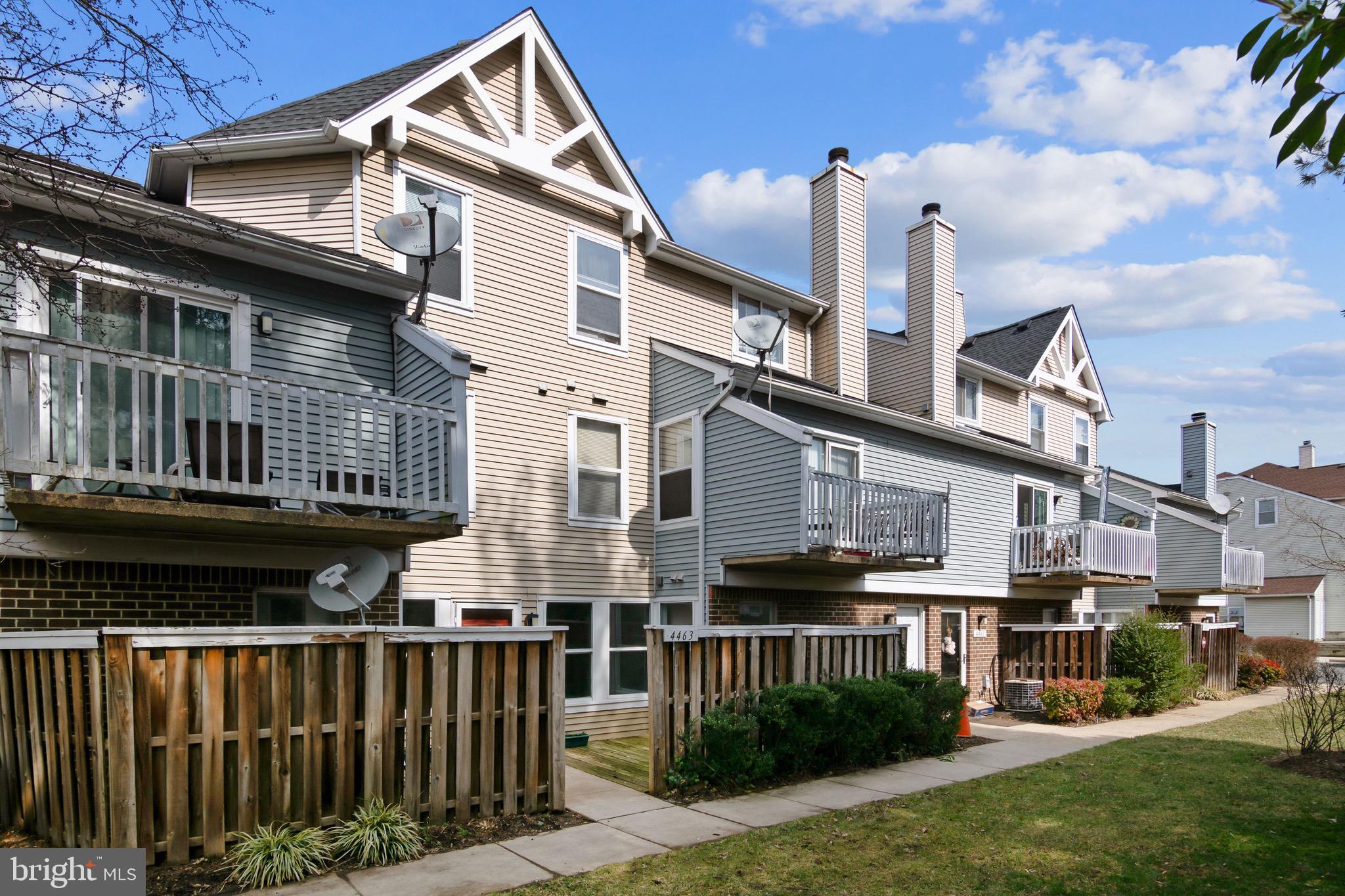 PEMBROOK VILLAGE - Residential Lease