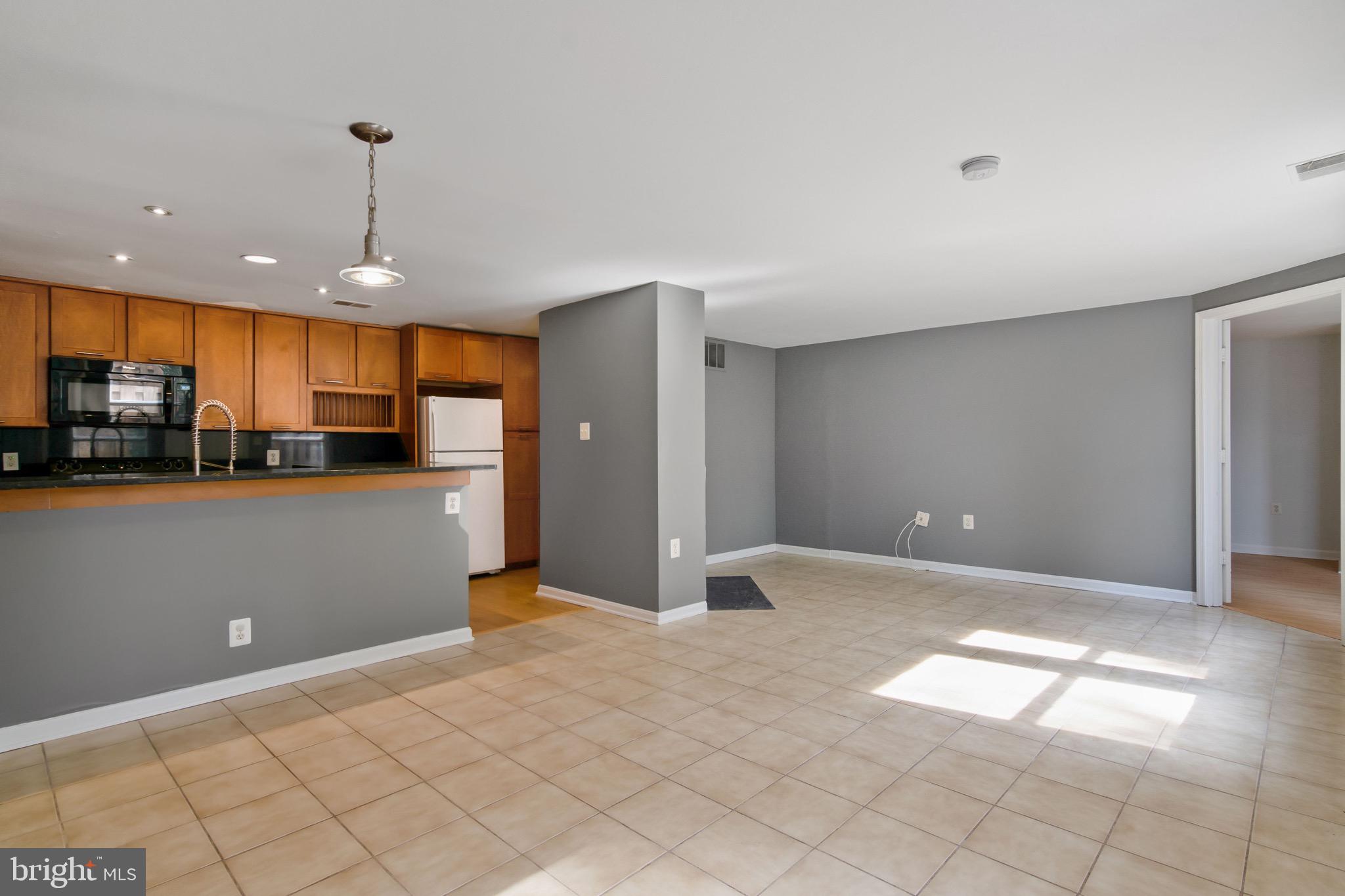 PEMBROOK VILLAGE - Residential Lease