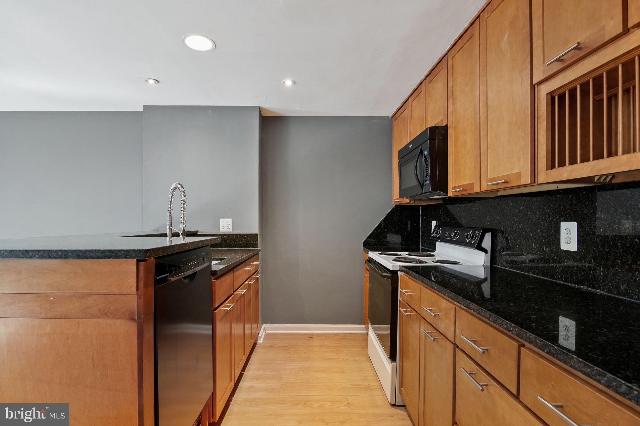 PEMBROOK VILLAGE - Residential Lease