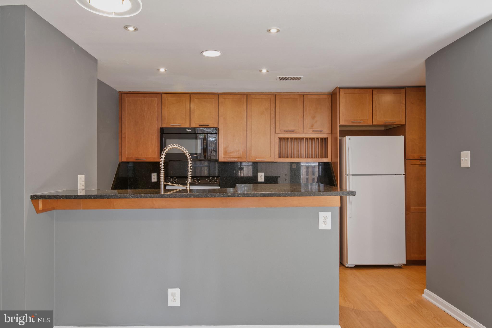 PEMBROOK VILLAGE - Residential Lease