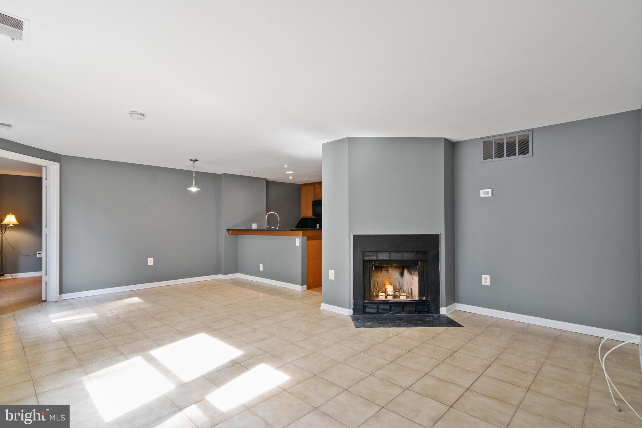 PEMBROOK VILLAGE - Residential Lease