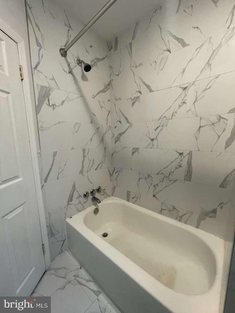 RICHMOND - Residential