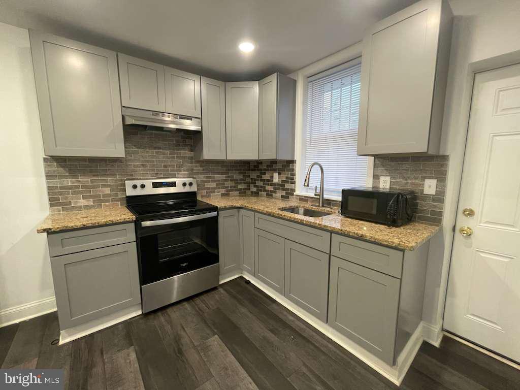 RICHMOND - Residential