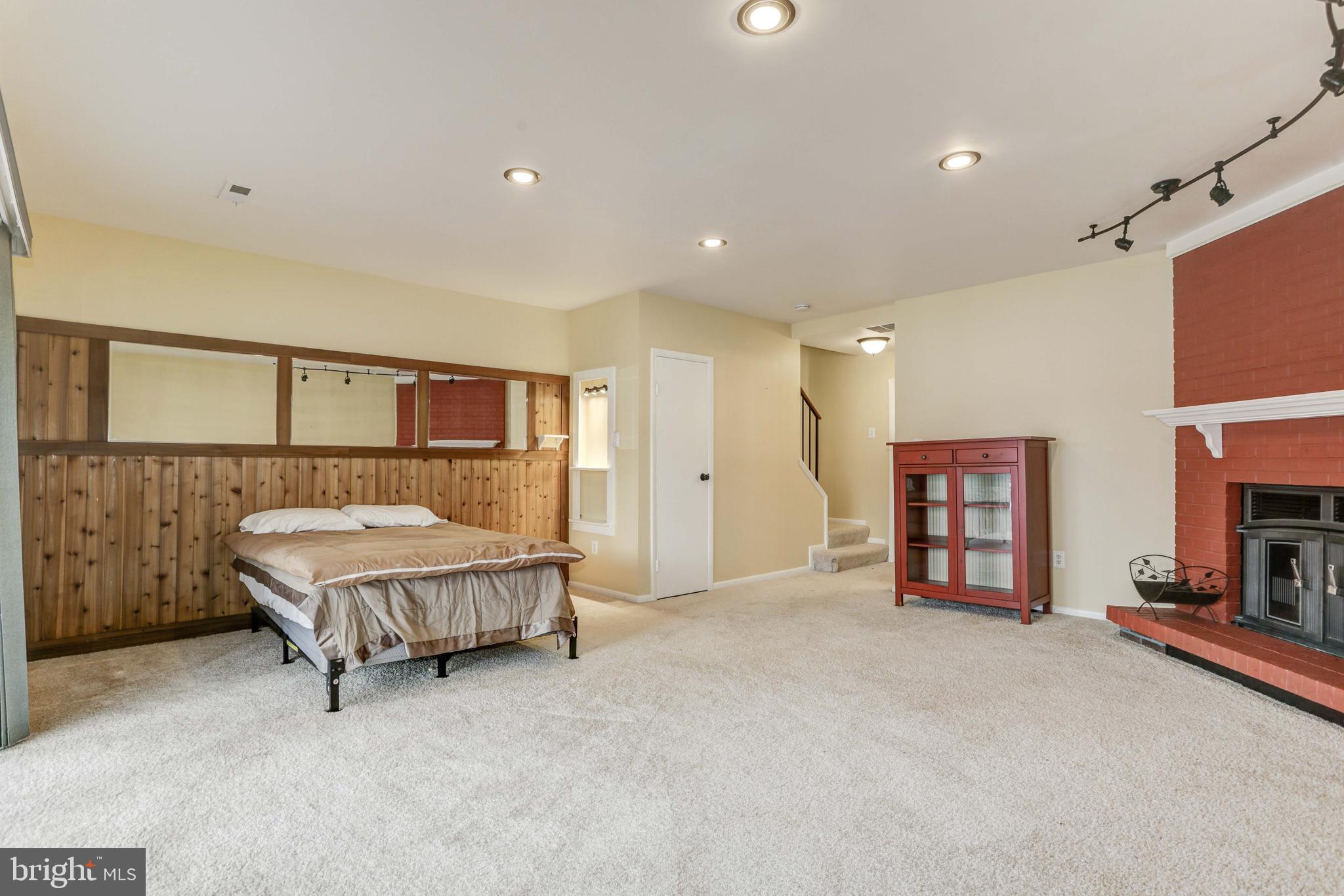 CHURCHILL TOWN SECTOR - Residential