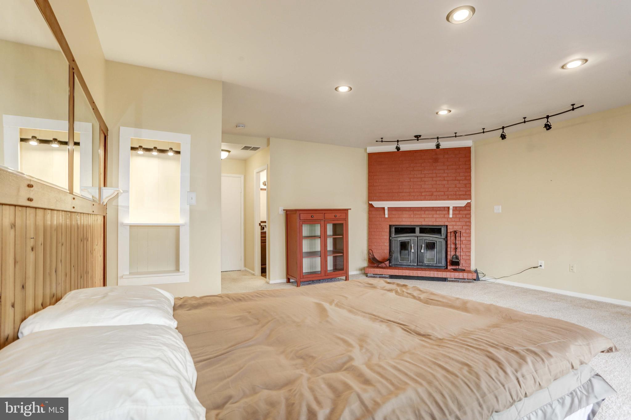 CHURCHILL TOWN SECTOR - Residential