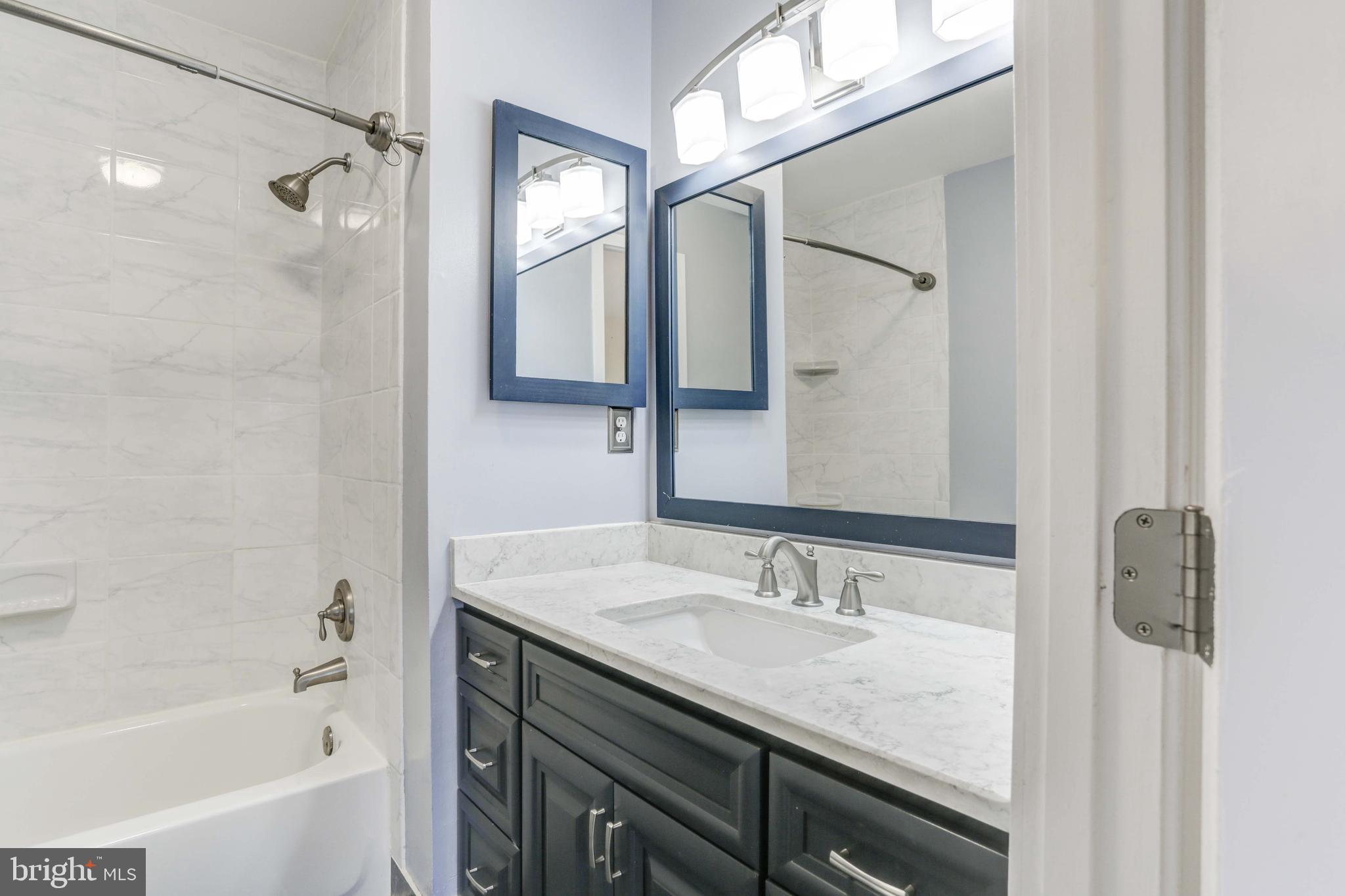 CHURCHILL TOWN SECTOR - Residential