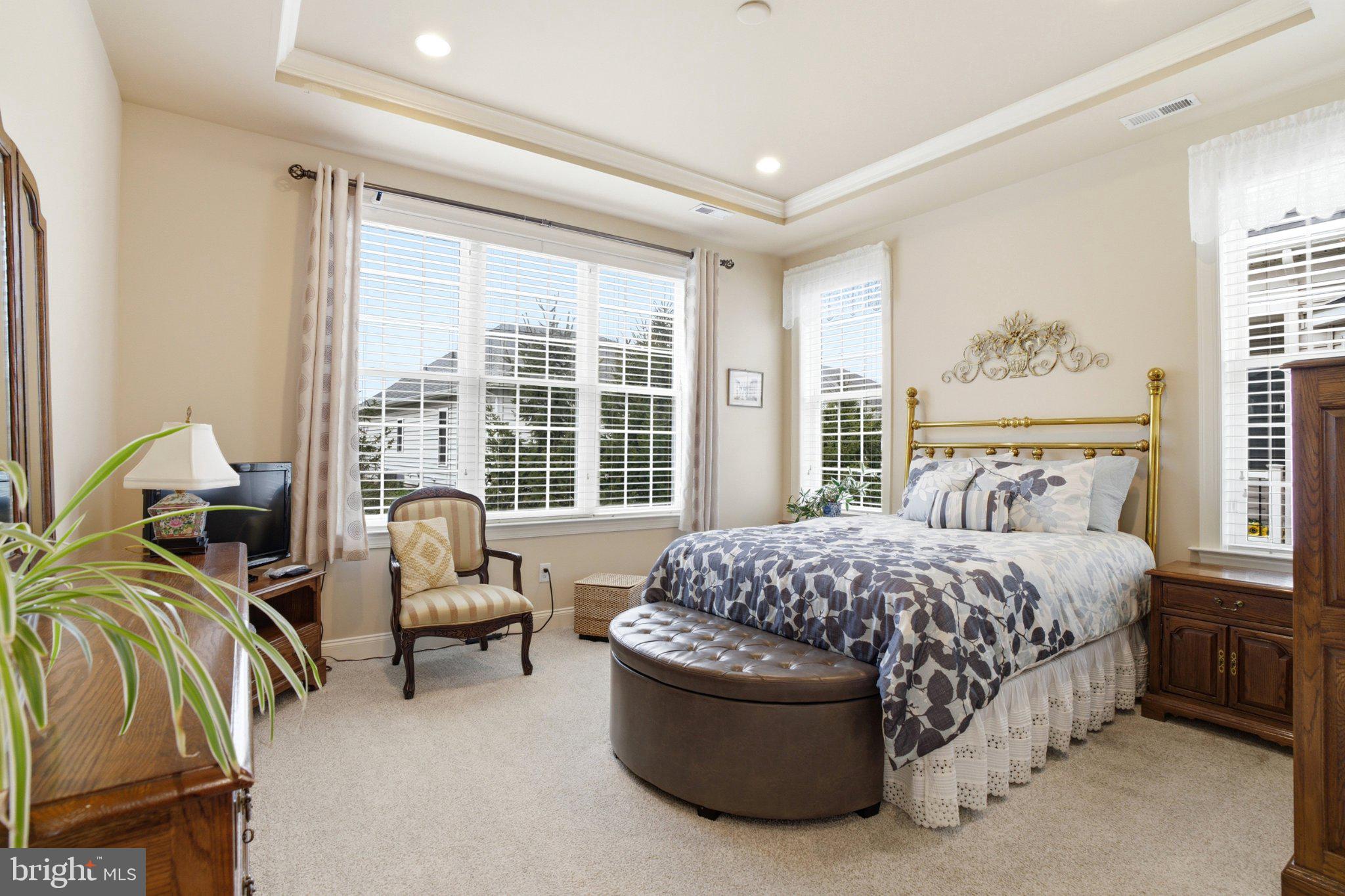 MEADOW GLEN - Residential