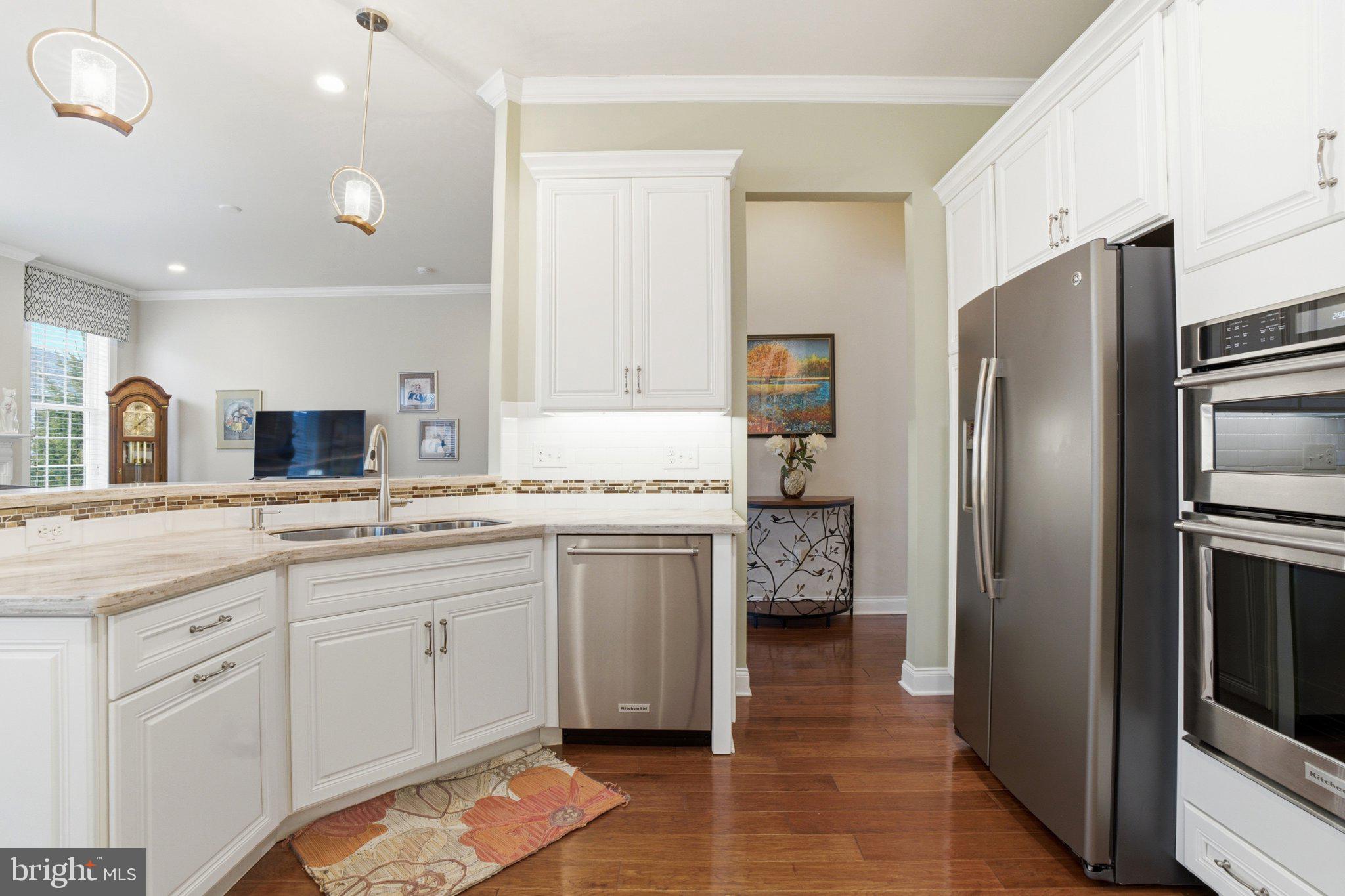 MEADOW GLEN - Residential