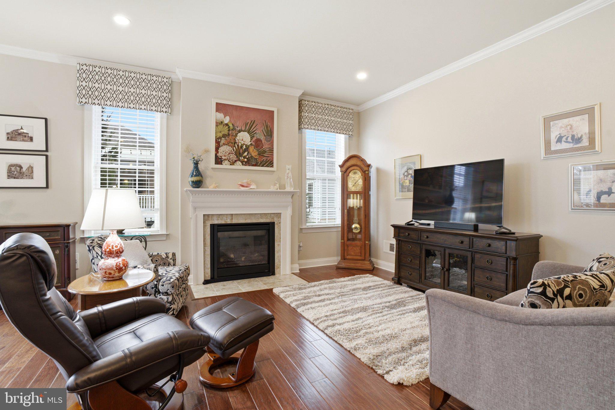 MEADOW GLEN - Residential