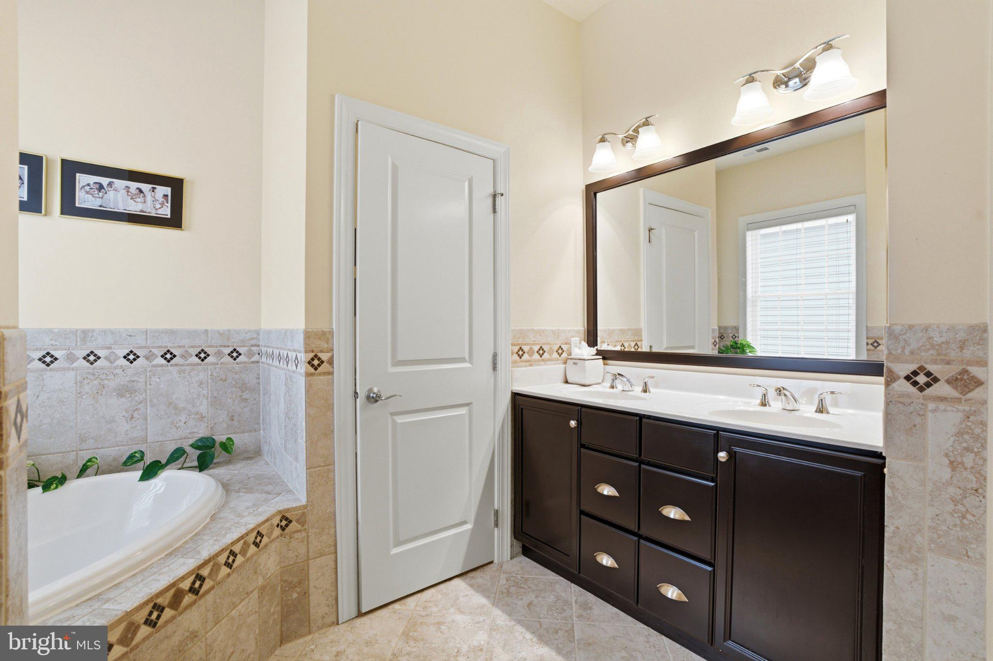 MEADOW GLEN - Residential