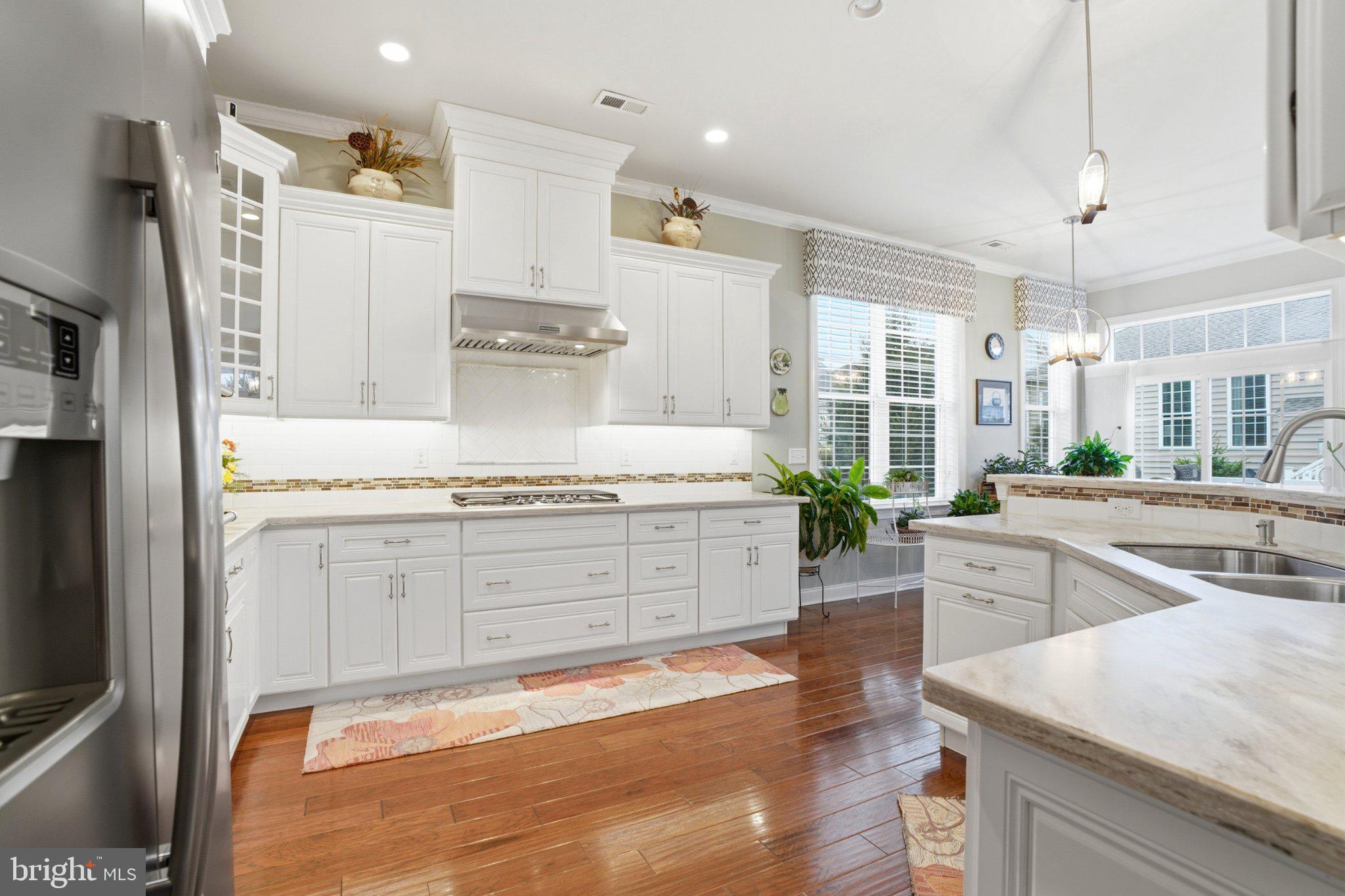 MEADOW GLEN - Residential