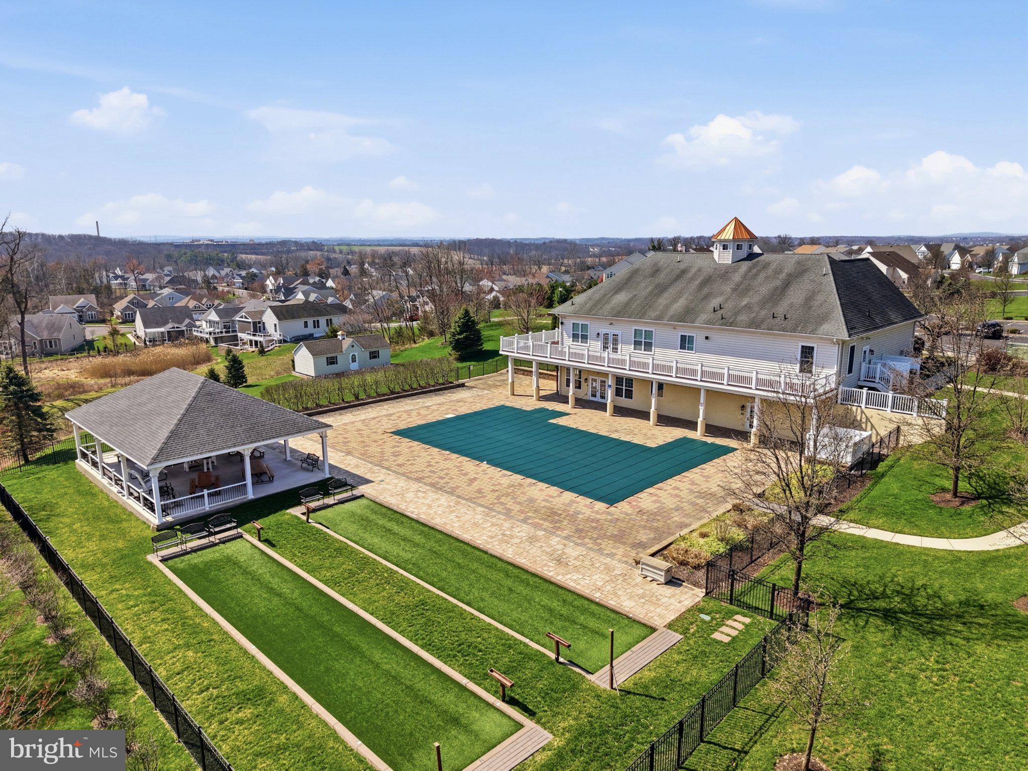 MEADOW GLEN - Residential