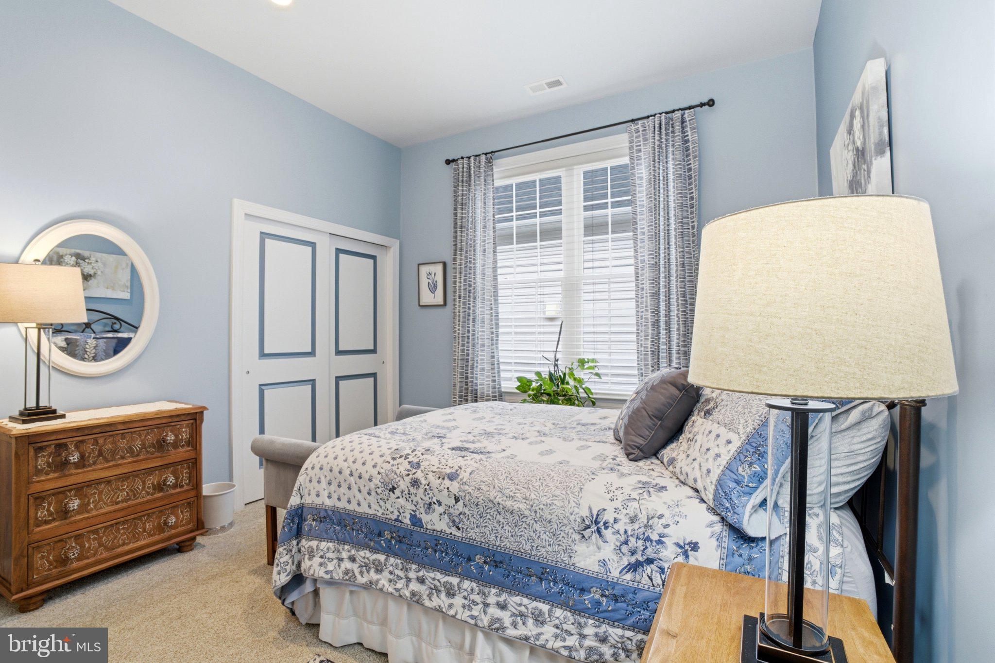 MEADOW GLEN - Residential