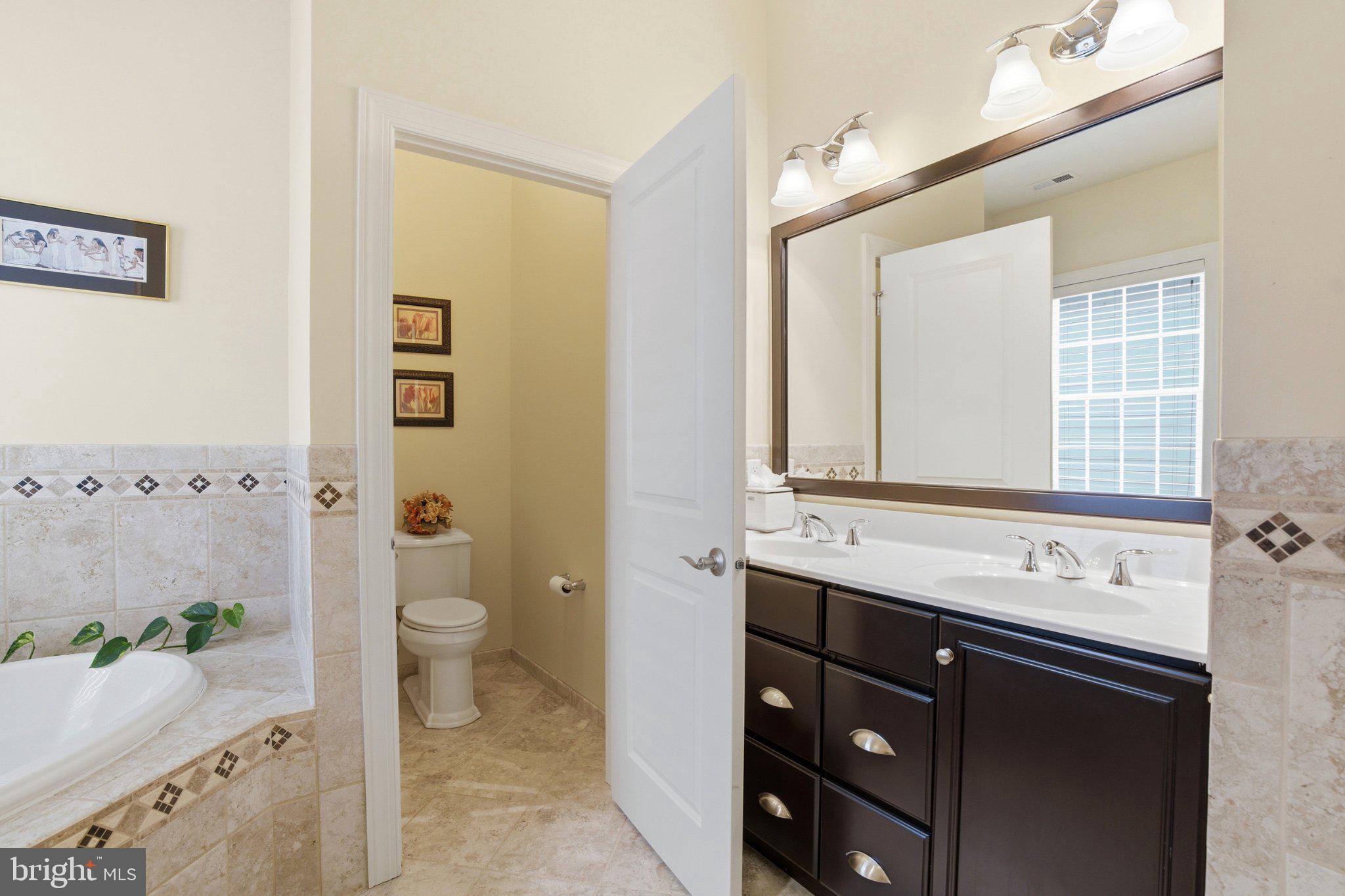 MEADOW GLEN - Residential