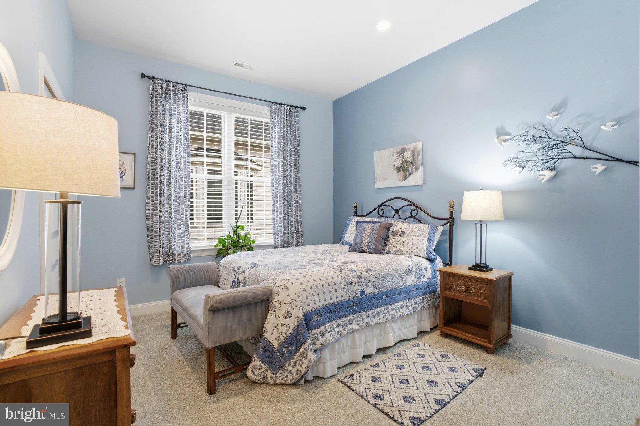 MEADOW GLEN - Residential