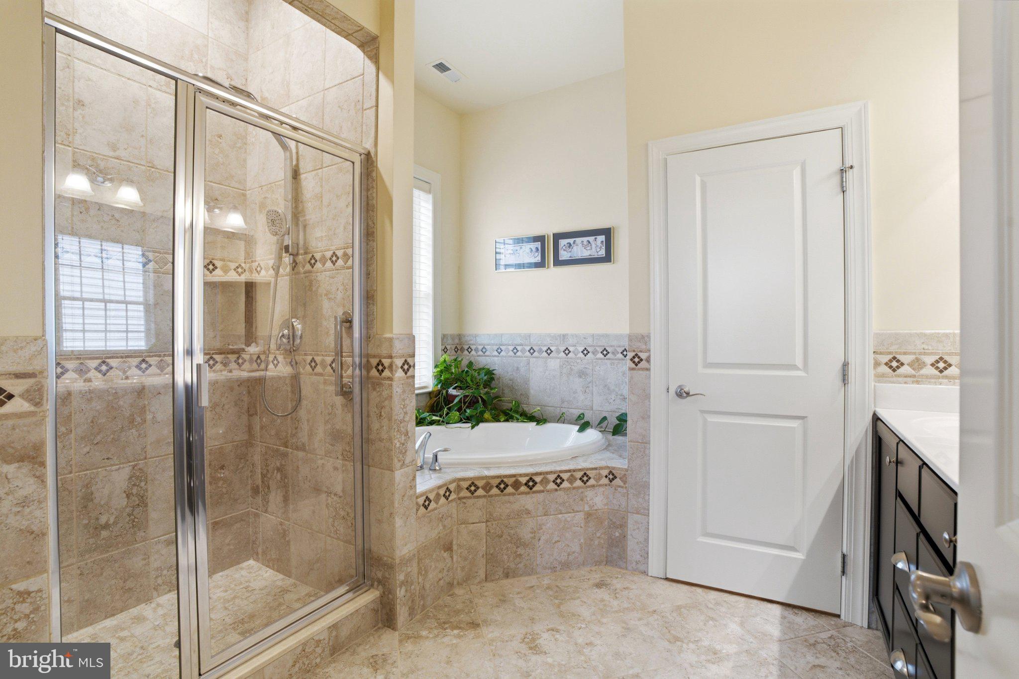 MEADOW GLEN - Residential