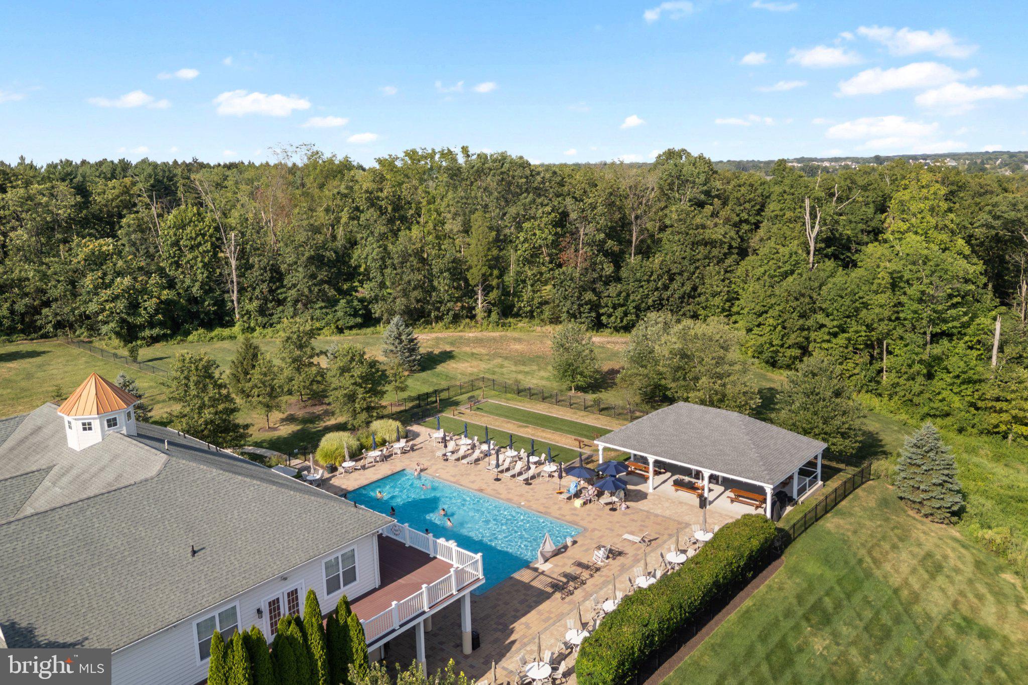 MEADOW GLEN - Residential