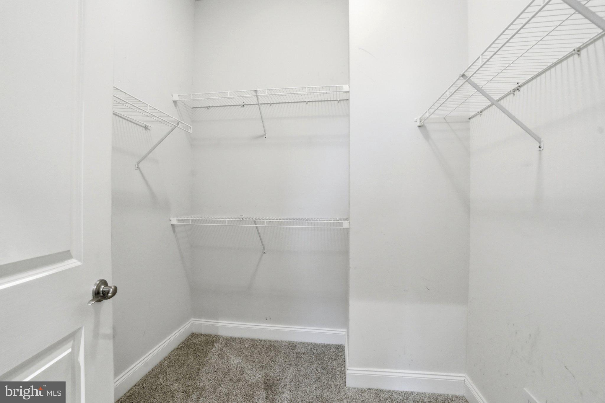 MEADOW GLEN - Residential