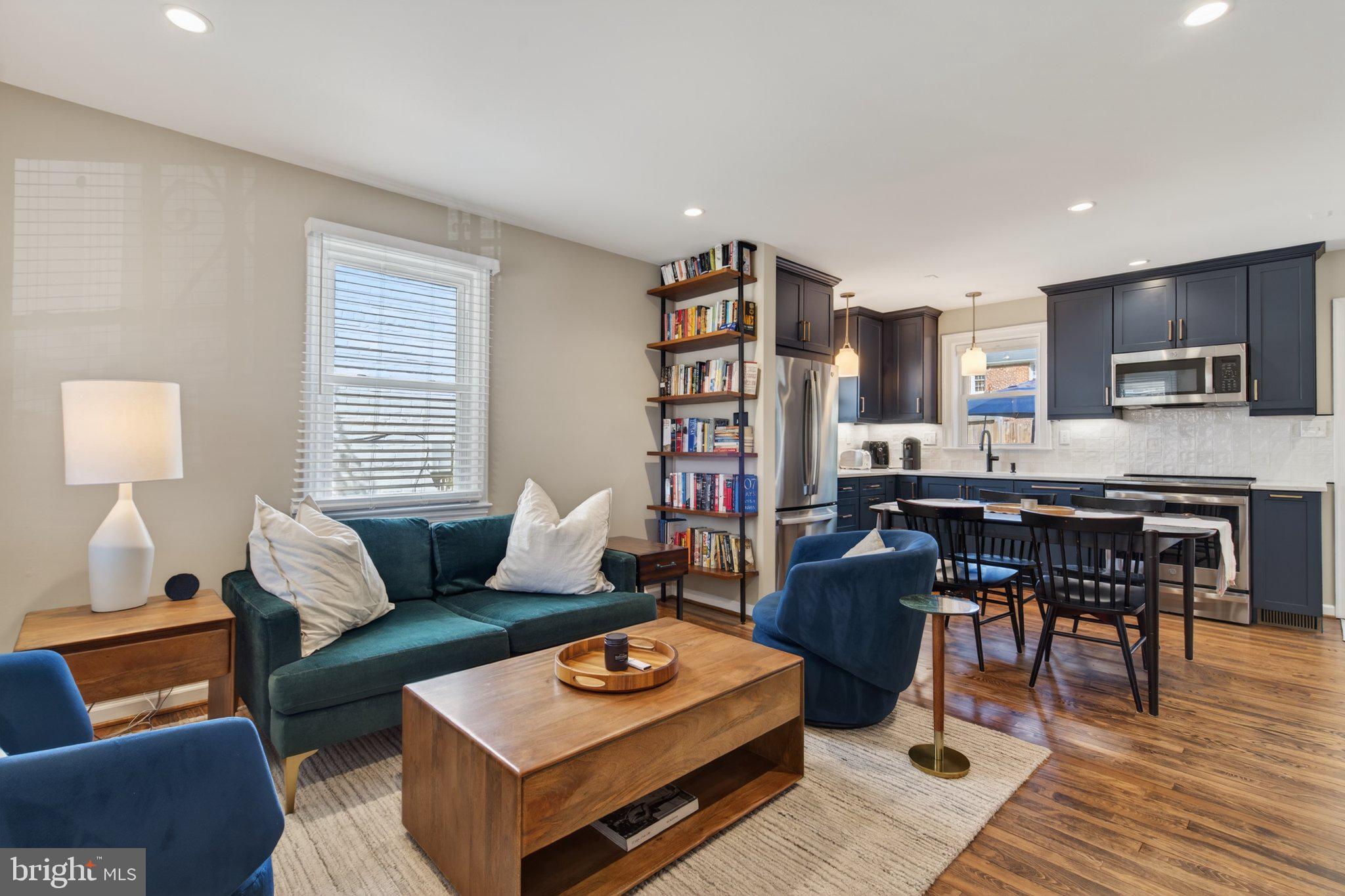 618 FARADAY PLACE NE