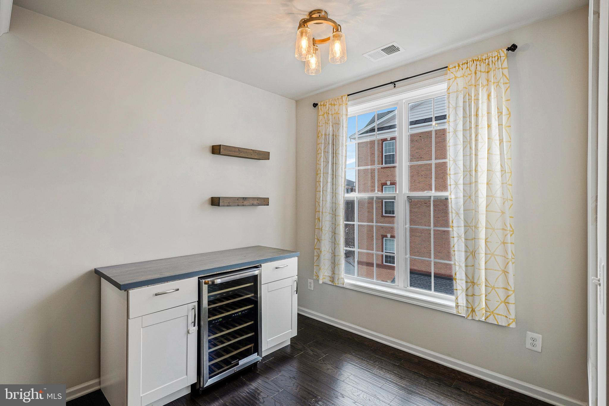 BUCKINGHAM AT LOUDOUN VALLEY - Residential Lease