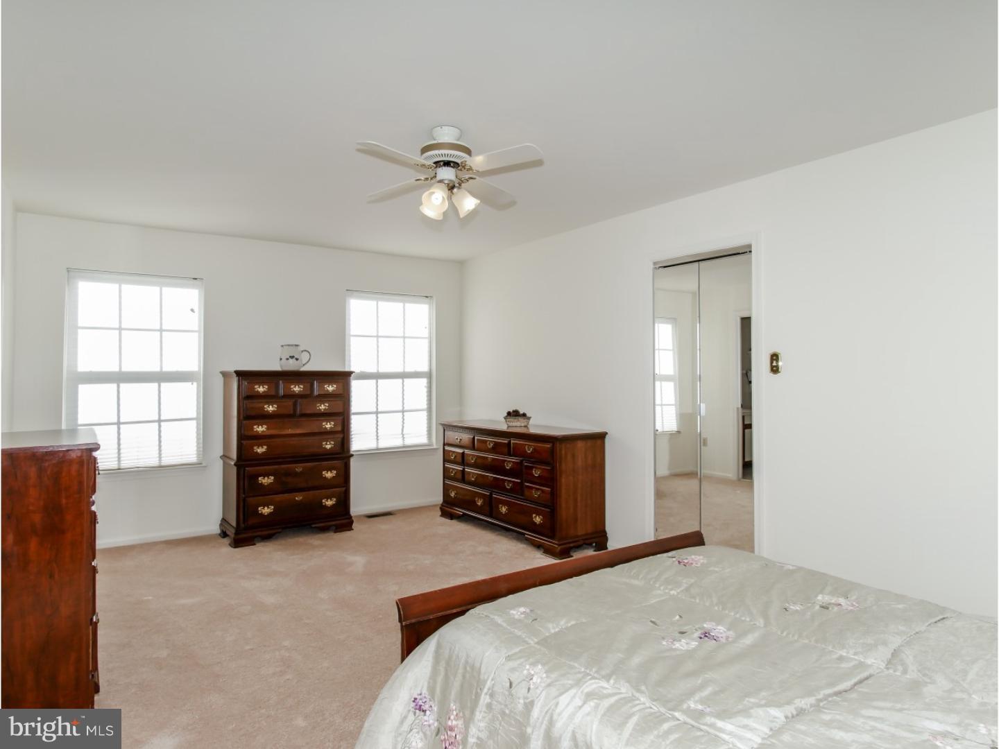 BUCKINGHAM SQ - Residential