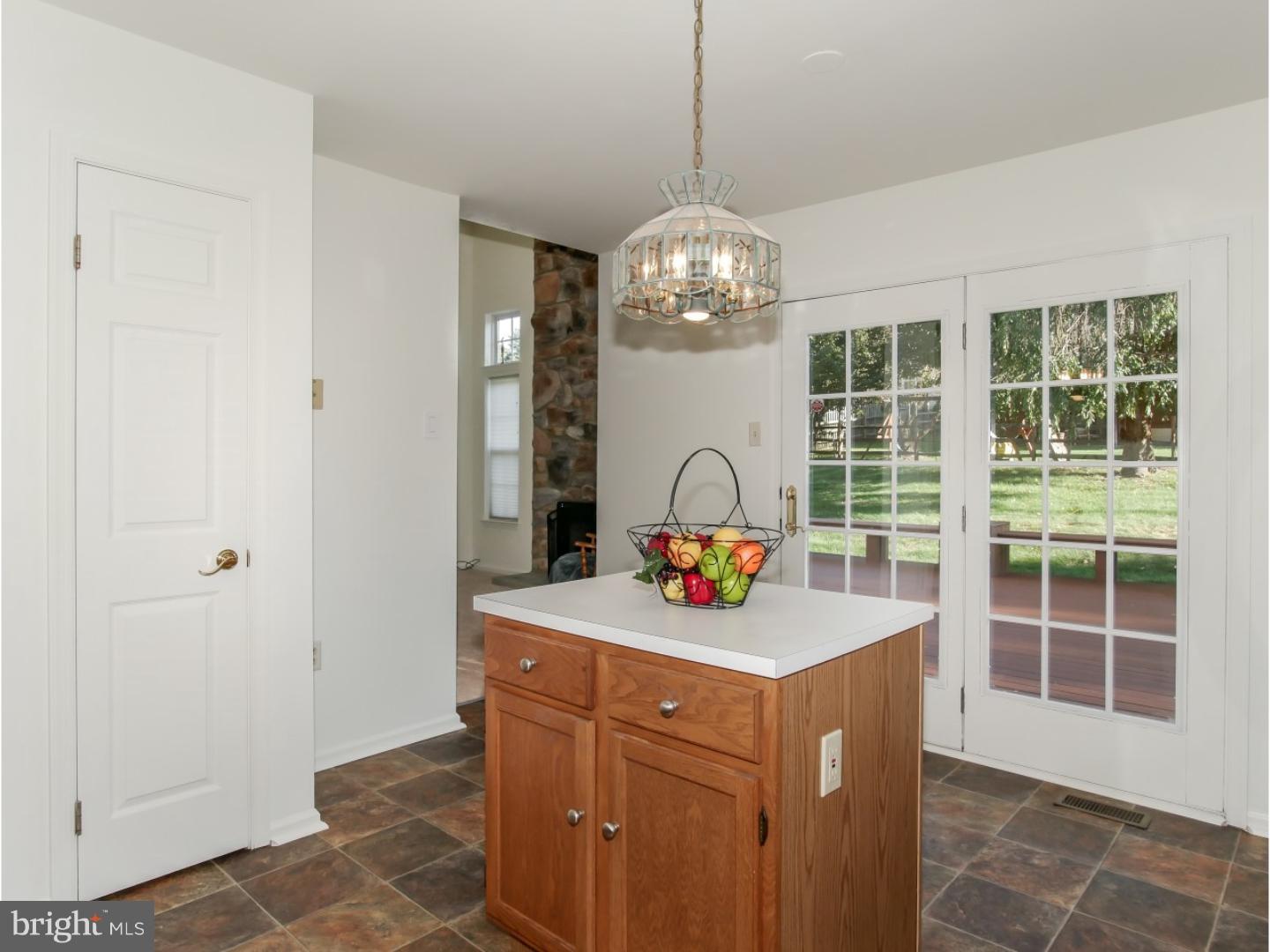 BUCKINGHAM SQ - Residential