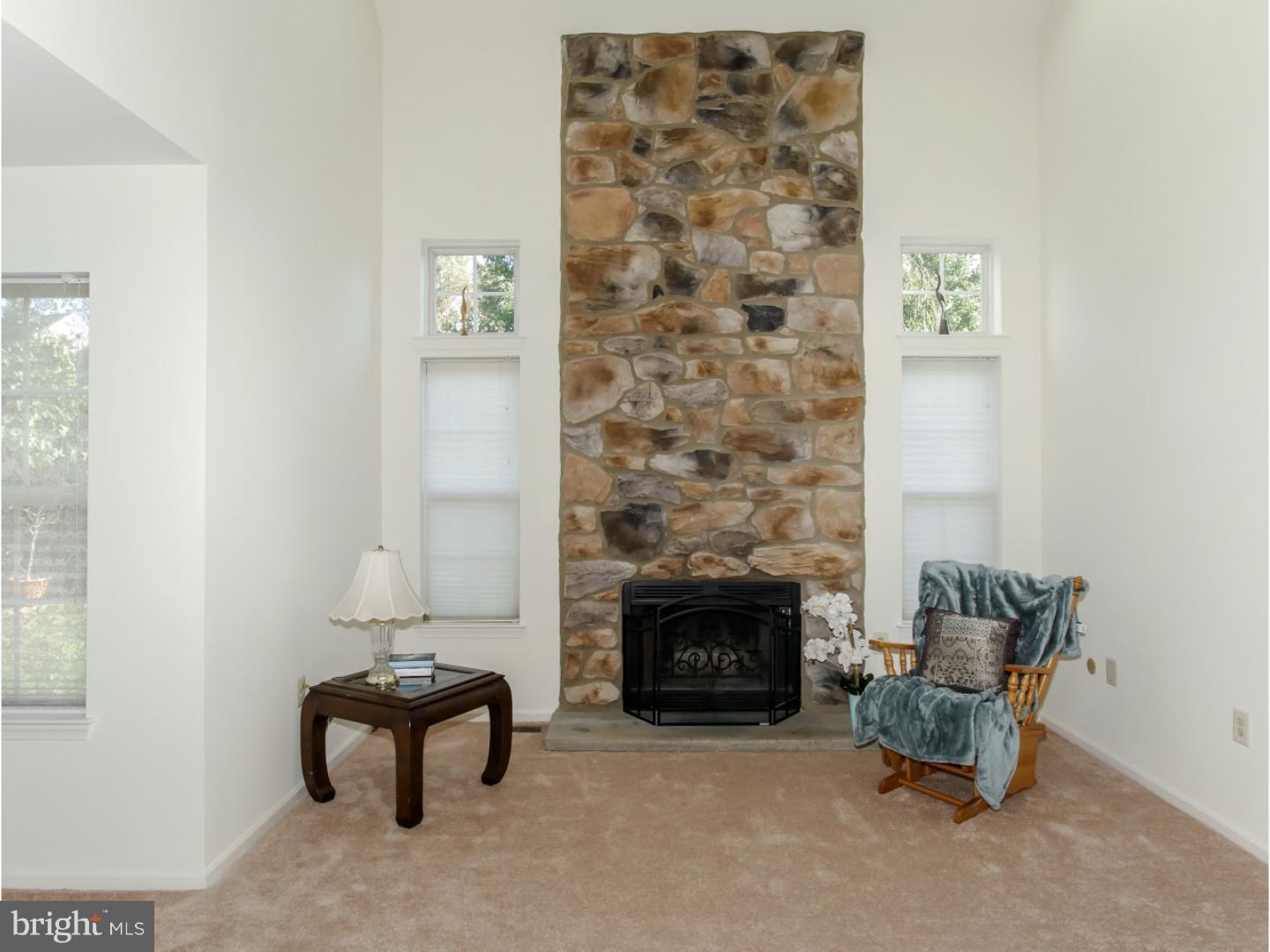 BUCKINGHAM SQ - Residential