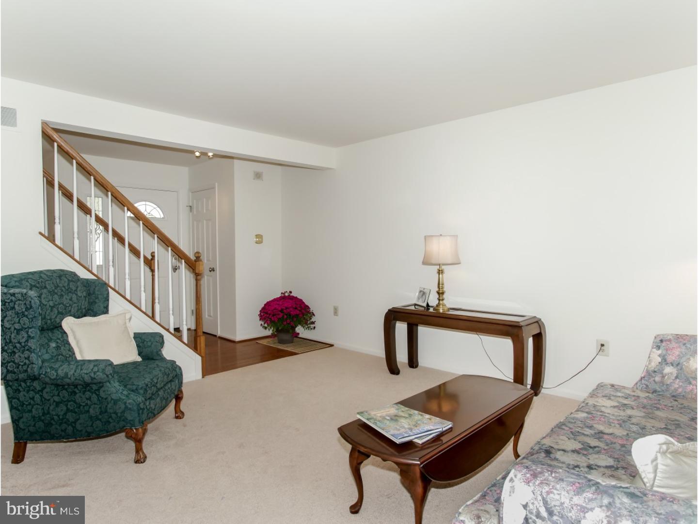 BUCKINGHAM SQ - Residential