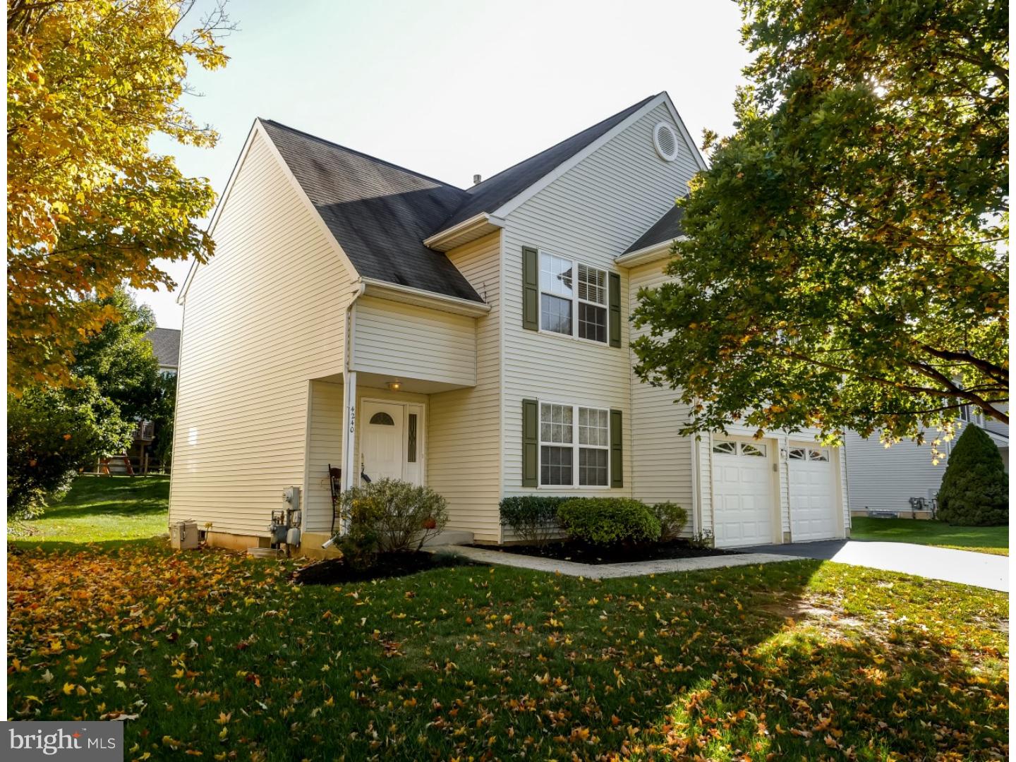 BUCKINGHAM SQ - Residential