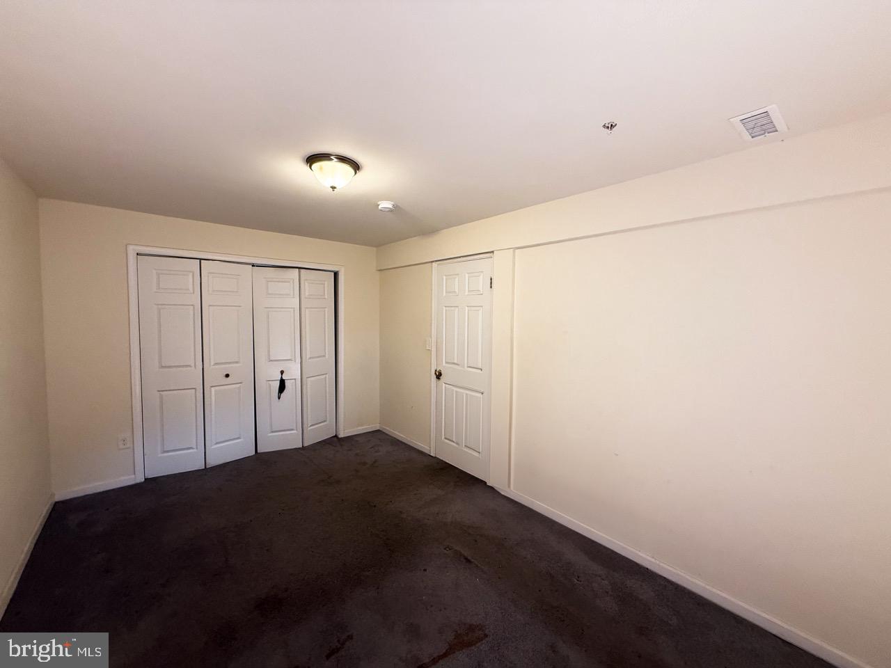 MARLBORO RIDGE - Residential